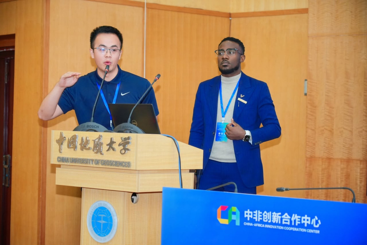 Concours d'innovation et d'entrepreneuriat des jeunes Chine-Afrique :Le ghanéen Musoke Paul Kalungi primé pour son système numérique de chirurgie orthopédique à bas coût