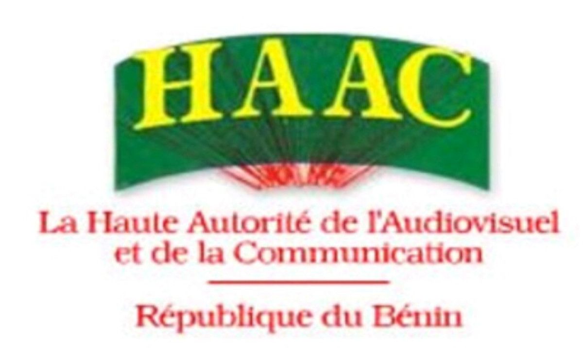 COMMUNIQUE DE LA HAUTE AUTORITE DE L’AUDIOVISUEL ET DE LA COMMUNICATION (HAAC) RELATIF A LA PREMIERE DELIVRANCE DE LA CARTE DE PRESSE