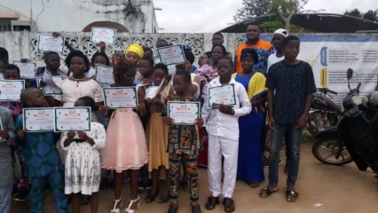 3e EDITION DE KID GENIUS FORMATION DE L&rsquo;ASSOCIATION JE VEUX BRILLER : Les lauréats reçoivent leurs attestations de fin de formation
