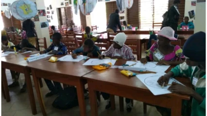 3è EDITION DU CONCOURS DE DESSIN DU PARTENARIAT PARAKOU-ORLEANS :  Plus de 80 élèves de Parakou s’essaient aux pinceaux