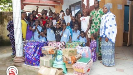 ACTION SOCIALE DU GROUPE DE PRESSE DAABAARU À L&rsquo;OCCASION DE SON ANNIVERSAIRE : Le personnel met la joie dans les cœurs des enfants de l&rsquo;orphelinat Sabouyo à Parakou