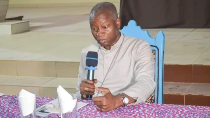 ARCHIDIOCÈSE DE PARAKOU/LANCEMENT DE L&rsquo;ANNÉE PASTORALE : L&rsquo;évêque Pascal N&rsquo;Koué invite les croyants à une dévotion à Dieu