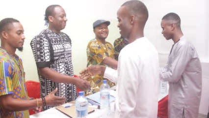 CENTRE DE FORMATION AUX MÉTIERS DE L&rsquo;AUDIOVISUEL ET DU NUMÉRIQUE (CFOMAN-DAABAARU) : La première promotion a soutenu avec succès . Le Pdg Barnabas Orou Kouman (Bok) très satisfait