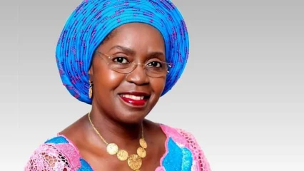 DON DE KITS SCOLAIRES AUX ECOLIERS DE LA 8È CIRCONSCRIPTION ELECTORALE : Le geste d’amour de l&rsquo;He Mariama Baba Moussa .Plus de 150 ménages impactés