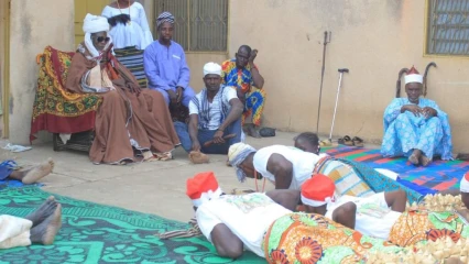 EN VISITE À N&rsquo;DALI DANS LE CADRE DE SA TOURNÉE STATUTAIRE : L’empereur Sero Tooru Tuko Sari reçu par Daari Sounon Souanrou ll