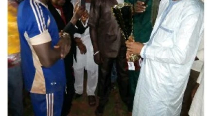 FINALE DE LA 2E ÉDITION DU TOURNOI ‘’ EVEIL ET SOLIDARITÉ DE LA JEUNESSE DE KALALE ’’ : Dr Adamou Mama Sambo en phase avec la jeunesse de Kalalé