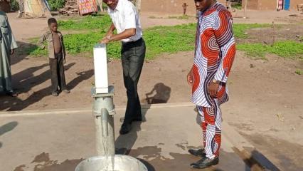 GRACE A SON LEADERSHIP ET SON DYNAMISME : Tidjani Bani réceptionne 10 pompes offertes par Bénin Coton Sa