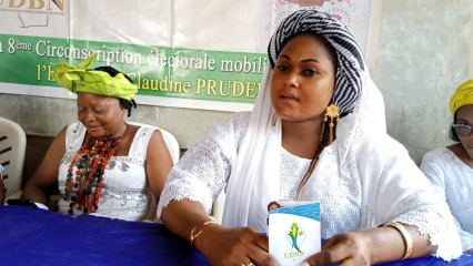 JOURNÉE INTERNATIONALE DE LA FEMME À PARAKOU : Beldoze Sidi Ali et son association soutiennent Claudine Prudencio