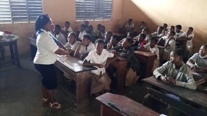 LUTTE CONTRE LE CHANGEMENT CLIMATIQUE À PARAKOU : L&rsquo;association des guides du Bénin forme des élèves filles