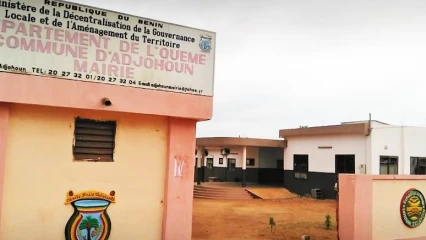 MAIRIE D&rsquo;ADJOHOUN : La Secrétaire Exécutive suspend trois agents collecteurs de taxes