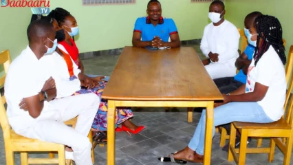MÉDIAS EN LIGNE AU BENIN : Le président du Repaweb-Tv Chamss-deen Badarou en visite à Daabaaru Tv