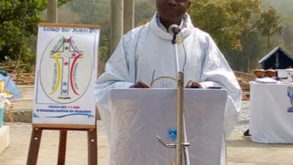 MESSE DE LANCEMENT DE L&rsquo;ANNÉE JUBILAIRE DE PARAKOU : Mgr Pascal N&rsquo;Koué ouvre le bal à Komiguéa