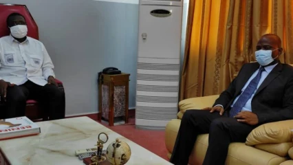NOMMÉ AMBASSADEUR EXTRAORDINAIRE ET PLÉNIPOTENTIAIRE DU BENIN PRES LE ROYAUME DE L&rsquo;ARABE SAOUDITE, Adam Bagoudou, reçu par Victor Adossou