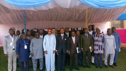 ORGANISATION DU 1ER COLLOQUE SCIENTIFIQUE INTERNATIONAL DE L&rsquo;UNSTIM D&rsquo;ABOMEY : Le recteur Joachim Gbenou pour le développement industriel du Bénin . 14 pays réfléchissent pour la valorisation des résultats de recherche