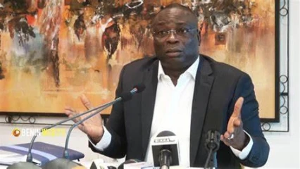 PARAKOU/MAUVAISE QUALITÉ DES TRAVAUX SUR LA ROUTE ASPHALTÉE DE ZONGO : L&rsquo;honorable Gbadamassi demande des comptes au gouvernement