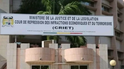 Pour avoir traité le chef de l&rsquo;État d&rsquo;arnaqueur: un mineur devant les juges de la Criet 