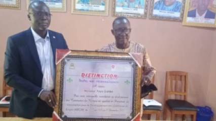 POUR SA CONTRIBUTION AU RAYONNEMENT DE L&rsquo;ADECOB : Yaya Garba distingué  par les membres de la faîtière