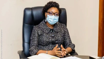 POUR UN REEL DEVELOPPEMENT DU SECTEUR NUMERIQUE AU BENIN :  Aurélie Adam Soulé  reçoit le soutien du Rpb pour les Tic