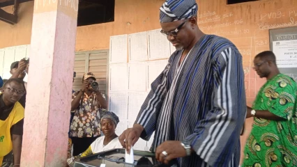 Présidentielle 2026 à Parakou: Samou Seïdou Adambi accomplit son devoir civique à Ladji-Farani