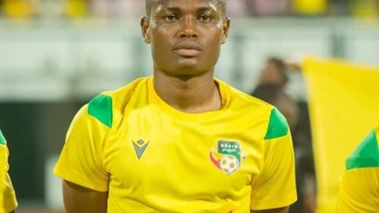 RÉAL SPORTS DE PARAKOU ET BUFFLES DU BORGOU : L&rsquo;international footballeur Rodrigue Kossi offre 500 000 F à chaque club