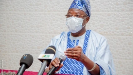 REFORMES CURRICULAIRES DANS L&rsquo;ENSEIGNEMENT PRIMAIRE AU BENIN : Le ministre Salimane Karimou échange avec des acteurs éducatifs