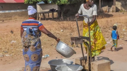 RÉHABILITATION D&rsquo;UNE POMPE A MOTRICITÉ HUMAINE À GUINAGOURO : Adam Chabi Bouko ou le visage du social de Talon à Pèrèrè