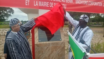 RÉHABILITÉE PAR L&rsquo;AMBASSADE DE CHINE : La mairie réceptionne la statue de Bio Guerra