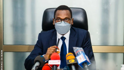 SANTE : Le ministre Benjamin Hounkpatin lance une campagne de don de sang