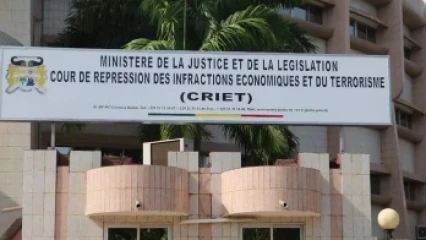 Sur recommandation de sa femme: Un cybercriminel se rend à la Criet 