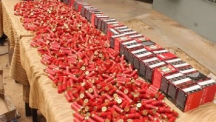 TCHAOUROU/ SAISIE DE 15 000 CARTOUCHES DE FUSIL À BÉTÉROU :  Les explications de l&rsquo;inspecteur des douanes Rodrigue Alofa