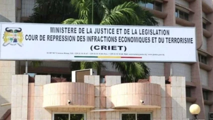 Vente présumée de carburant aux groupes terroristes: deux hommes risquent 8 mois de prison  