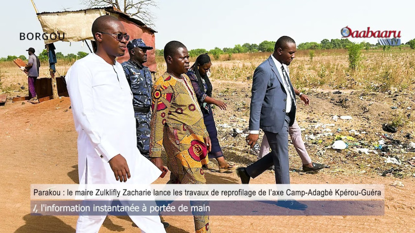 Parakou  le maire Zulklifly Zacharie lance les travaux de reprofilage de l’axe Camp Adagbè Kpérou Gu
