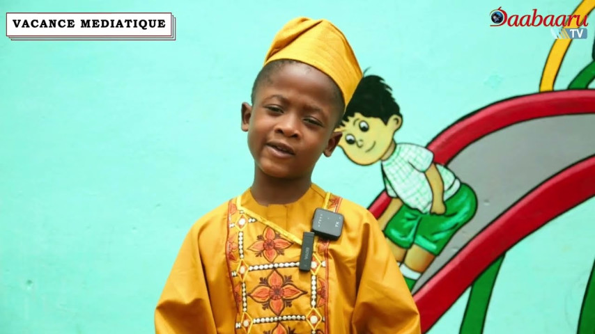 Vacances Médiatique de Daabaaru TV: Quand Saka Orou Kouman anime une émission en anglais
